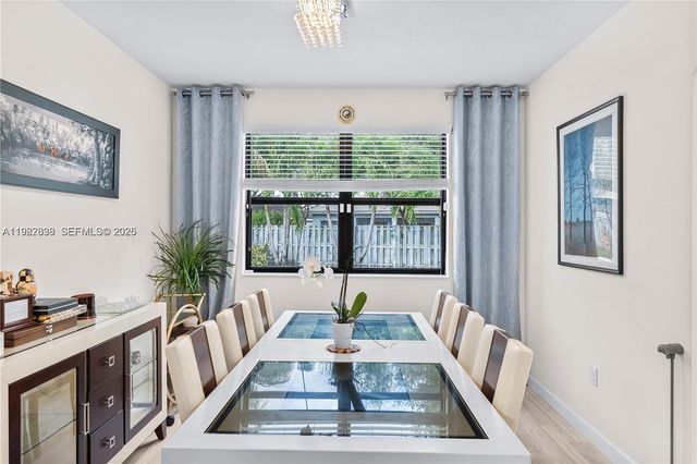 3461 SE 1st St, Homestead, FL 33033