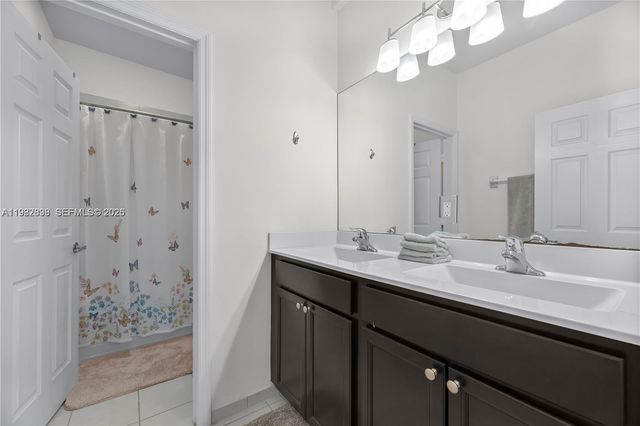 3461 SE 1st St, Homestead, FL 33033