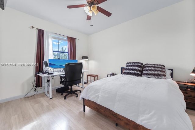 3461 SE 1st St, Homestead, FL 33033