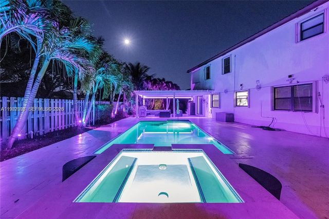 3461 SE 1st St, Homestead, FL 33033