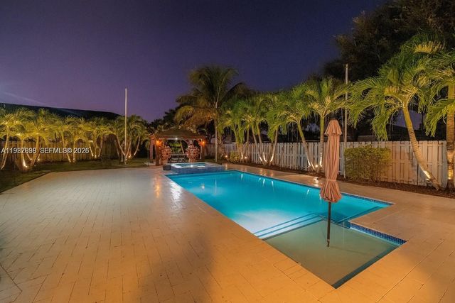 3461 SE 1st St, Homestead, FL 33033