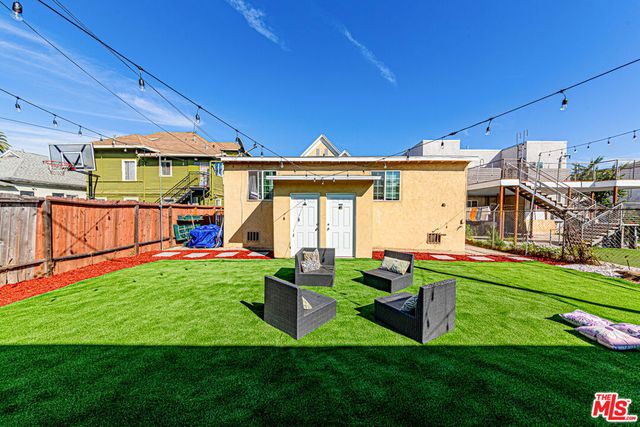 1241 S Kenmore Avenue, Los Angeles, CA 90006