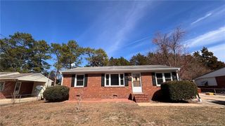 1809 Wayne Lane, Fayetteville, NC 28304