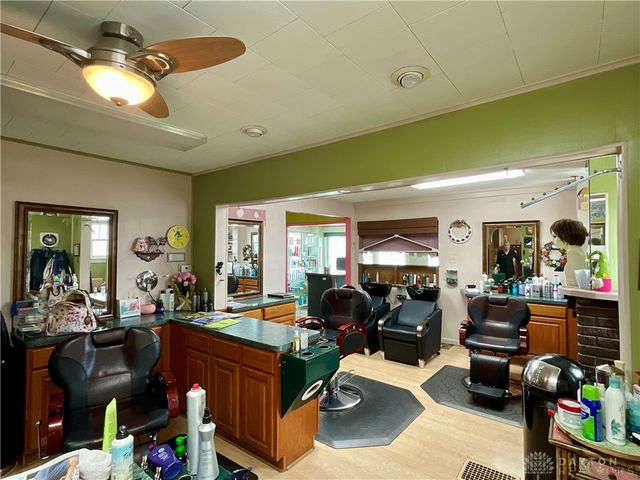 115 S Burnett Road, Springfield, OH 45505