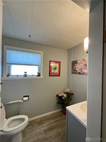 115 S Burnett Road, Springfield, OH 45505