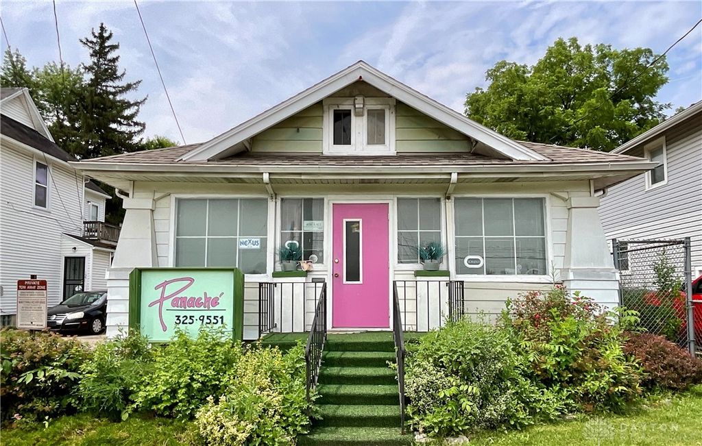 115 S Burnett Road, Springfield, OH 45505