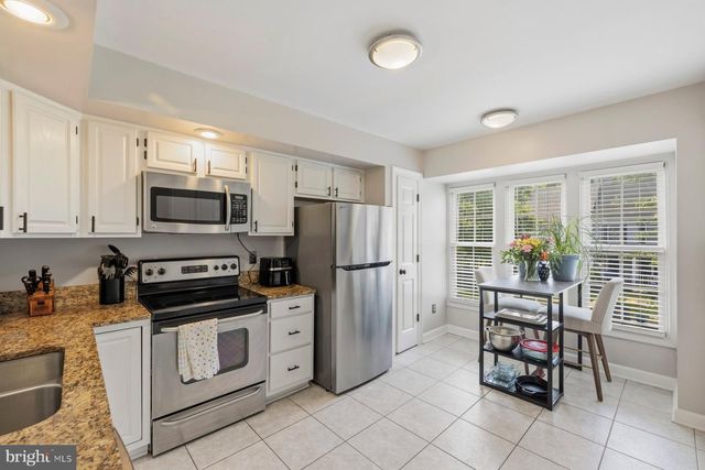12695 WIMBLEY LN, Woodbridge, VA 22192