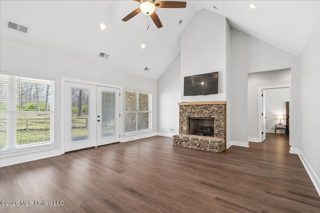 1040 Box Corner Road, Byhalia, MS 38611