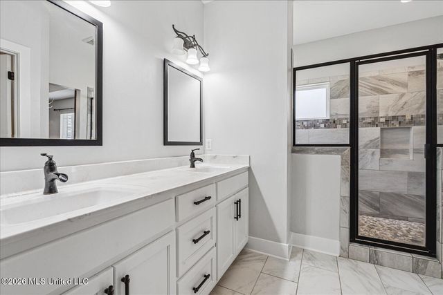 1040 Box Corner Road, Byhalia, MS 38611