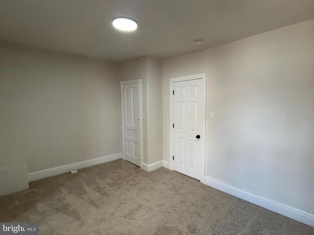 2433 S MILLICK ST, Philadelphia, PA 19142