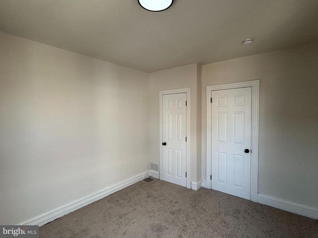 2433 S MILLICK ST, Philadelphia, PA 19142