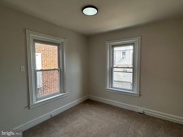 2433 S MILLICK ST, Philadelphia, PA 19142