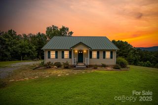 303 Ridgeview Drive, Mill Spring, NC 28756