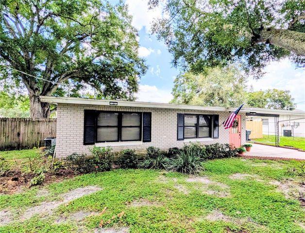 19 LAMPLIGHT LANE, Winter Haven, FL 33884