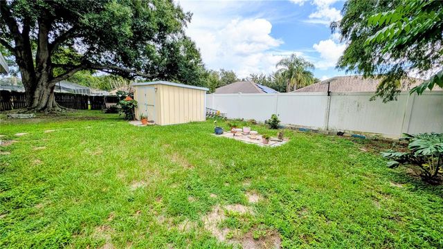 19 LAMPLIGHT LANE, Winter Haven, FL 33884