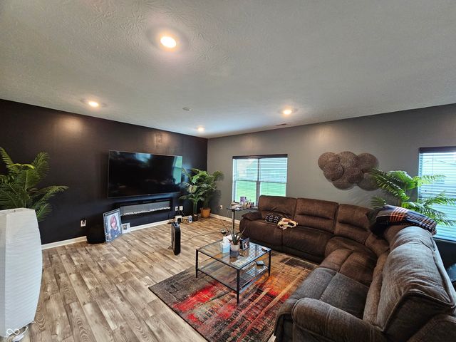 4415 Ringstead Way, Indianapolis, IN 46235