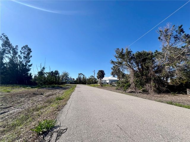 61 Bonita ST, Placida, FL 33946