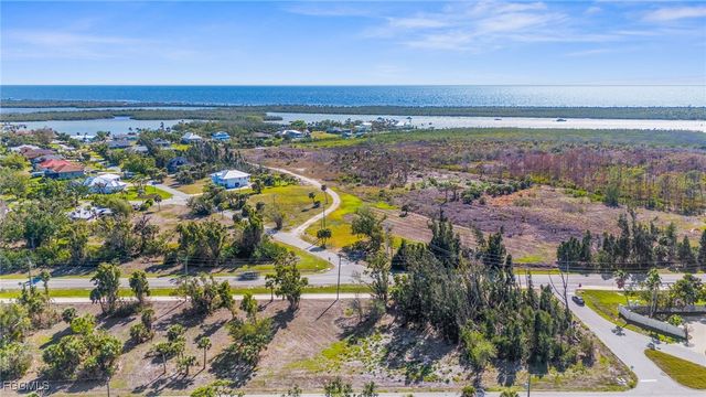 61 Bonita ST, Placida, FL 33946