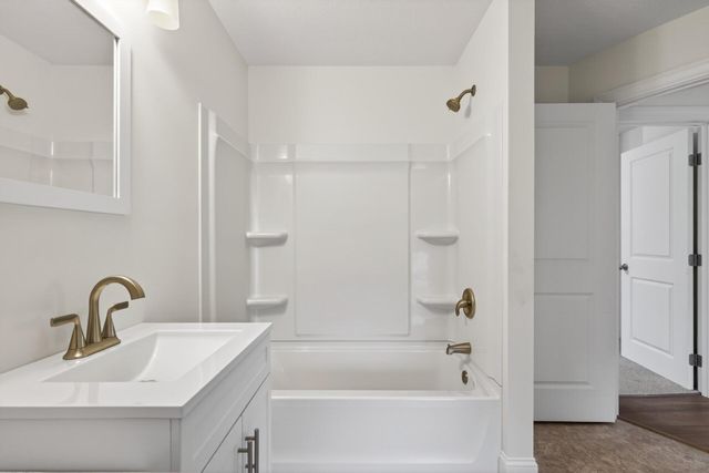 4203 Lake Drive N, Robbinsdale, MN 55422