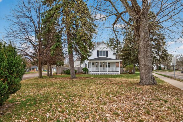 4203 Lake Drive N, Robbinsdale, MN 55422