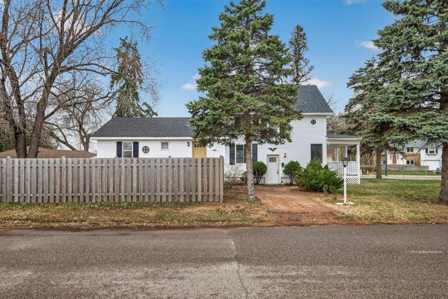 4203 Lake Drive N, Robbinsdale, MN 55422