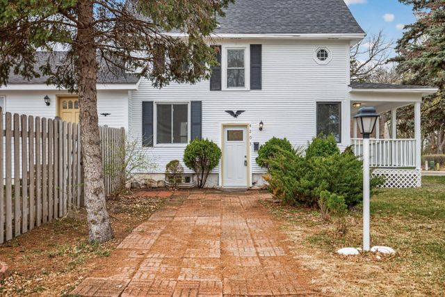 4203 Lake Drive N, Robbinsdale, MN 55422