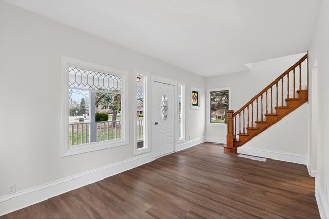 4203 Lake Drive N, Robbinsdale, MN 55422