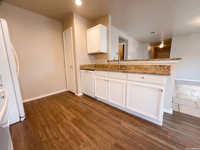 517 5th, Converse, TX 78109