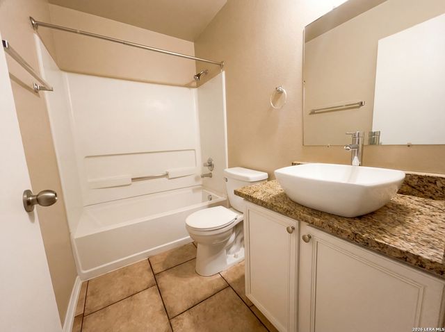 517 5th, Converse, TX 78109