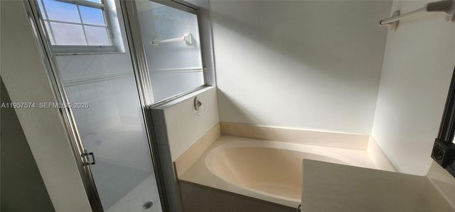 7400 S Aragon Blvd 3, Sunrise, FL 33313