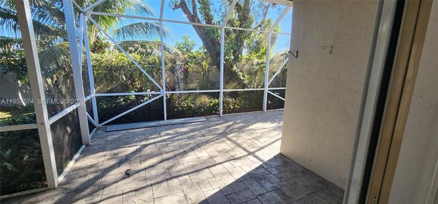 7400 S Aragon Blvd 3, Sunrise, FL 33313