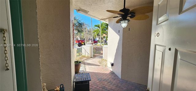 7400 S Aragon Blvd 3, Sunrise, FL 33313