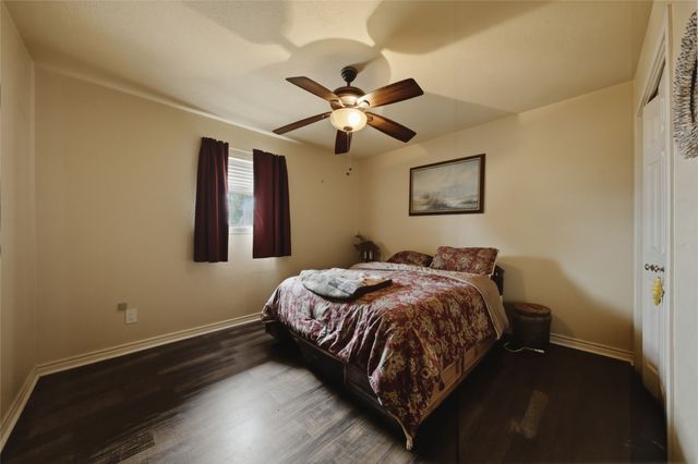 21282 Southwind Drive, Chandler, TX 75758