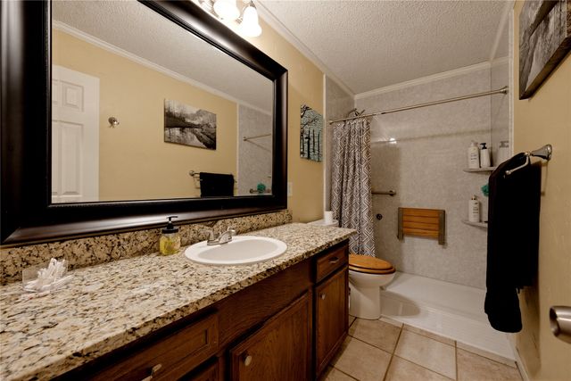 21282 Southwind Drive, Chandler, TX 75758