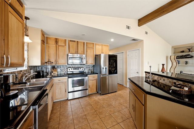 21282 Southwind Drive, Chandler, TX 75758