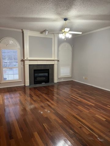 6113 Cliffbrook Drive, North Richland Hills, TX 76180