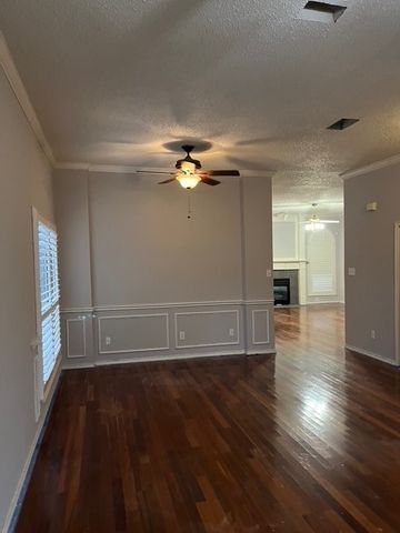 6113 Cliffbrook Drive, North Richland Hills, TX 76180