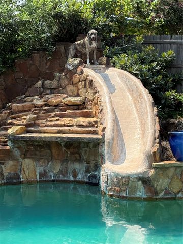 6113 Cliffbrook Drive, North Richland Hills, TX 76180