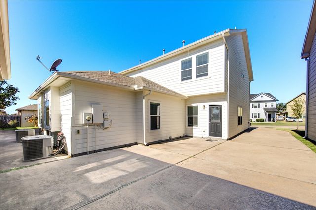 16723 Mammoth Springs Drive, Houston, TX 77095
