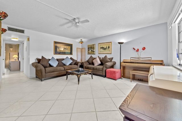 344 Piedmont, Delray Beach, FL 33484