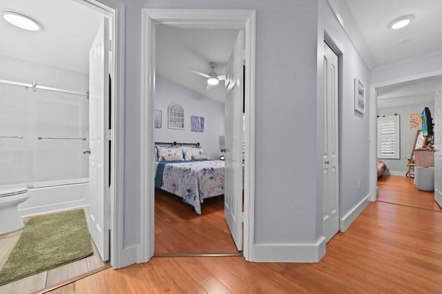 866 E Jeffery Street, Boca Raton, FL 33487