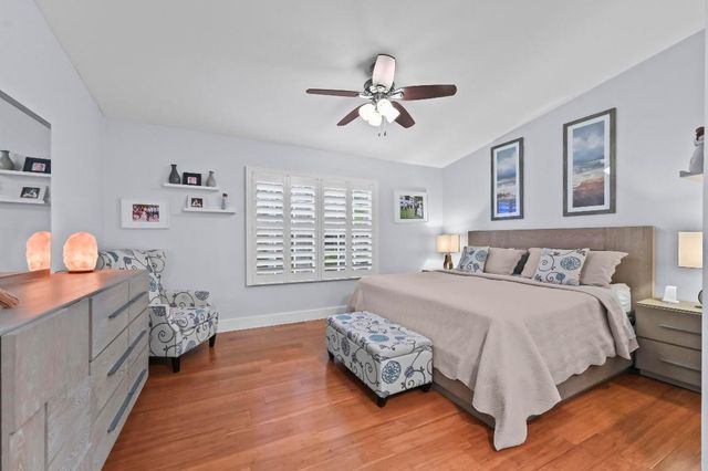 866 E Jeffery Street, Boca Raton, FL 33487