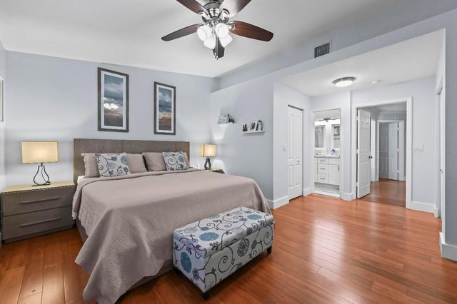 866 E Jeffery Street, Boca Raton, FL 33487