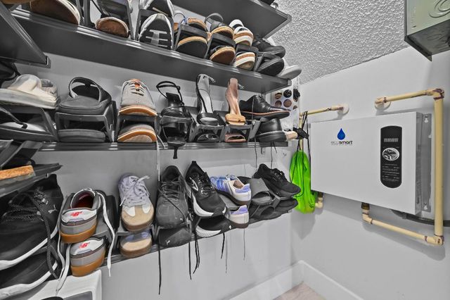 866 E Jeffery Street, Boca Raton, FL 33487