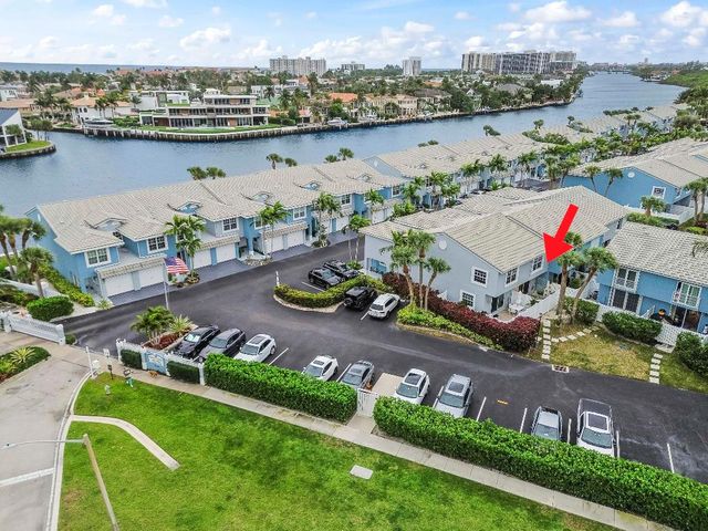 866 E Jeffery Street, Boca Raton, FL 33487