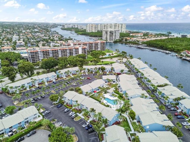 866 E Jeffery Street, Boca Raton, FL 33487