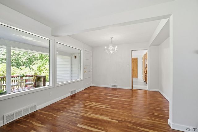 424 Winkworth Parkway, Syracuse, NY 13215