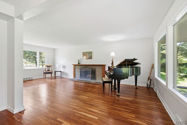 424 Winkworth Parkway, Syracuse, NY 13215