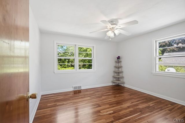 424 Winkworth Parkway, Syracuse, NY 13215