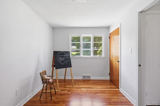 424 Winkworth Parkway, Syracuse, NY 13215